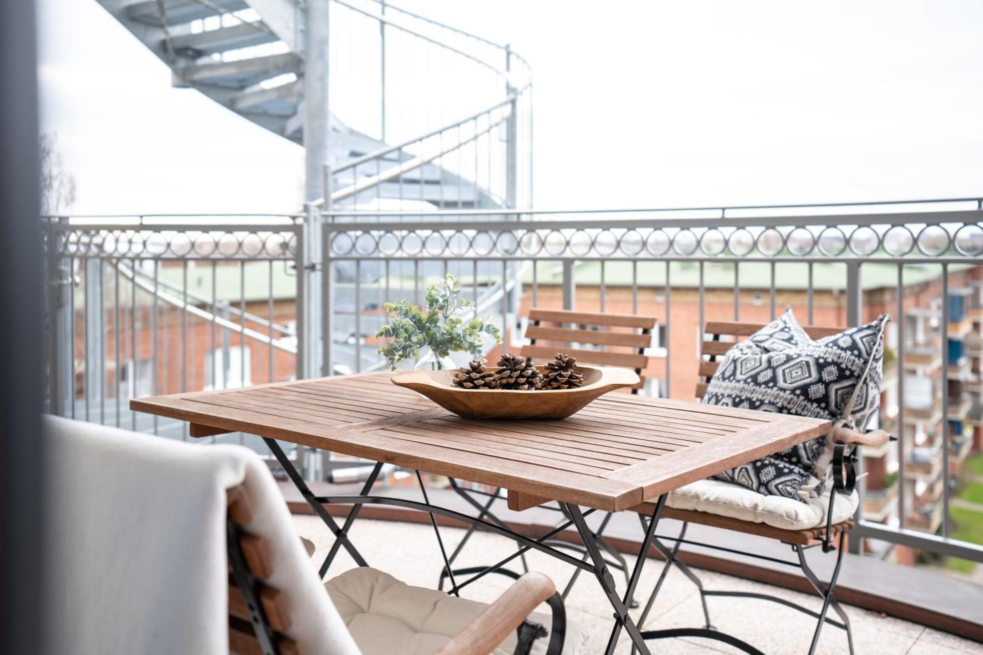 Cls Zentrale City-Wohnung In Hamburg Mit E-Laden Und Tiefgarage, Grosser Balkon, Blick Ueber Hamburg, Parkplatz, Cafe Im Haus, Bushaltestelle Direkt Gegenueber, Flex Check In Exterior foto